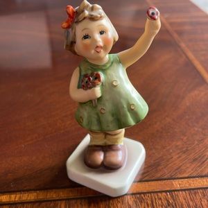 Goebel Hummel #793 "Forever Yours."